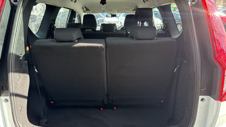 Dacia Jogger 1.0 TCe Essential 5dr Petrol Estate